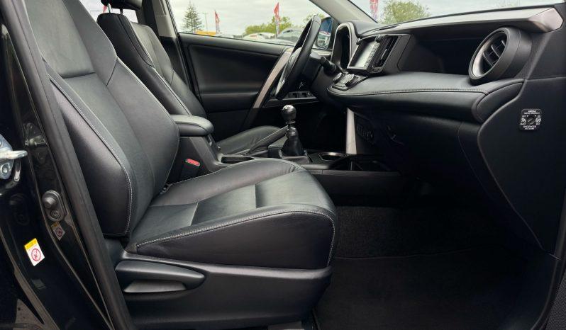 TOYOTA RAV 4 D-4D PREMIUM 143 CV ANO 2018 full