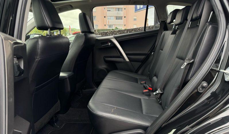 TOYOTA RAV 4 D-4D PREMIUM 143 CV ANO 2018 full