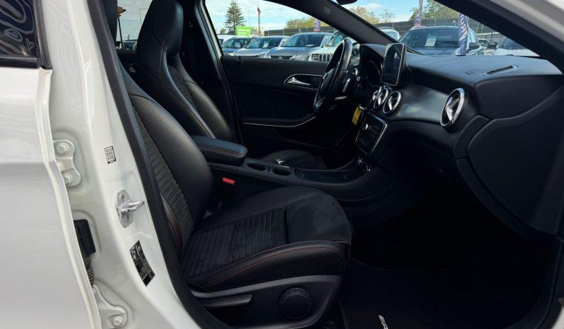 MERCEDES-BENZ GLA 200 AMG LINE CX. AUTO 136 CV ANO 2016 full